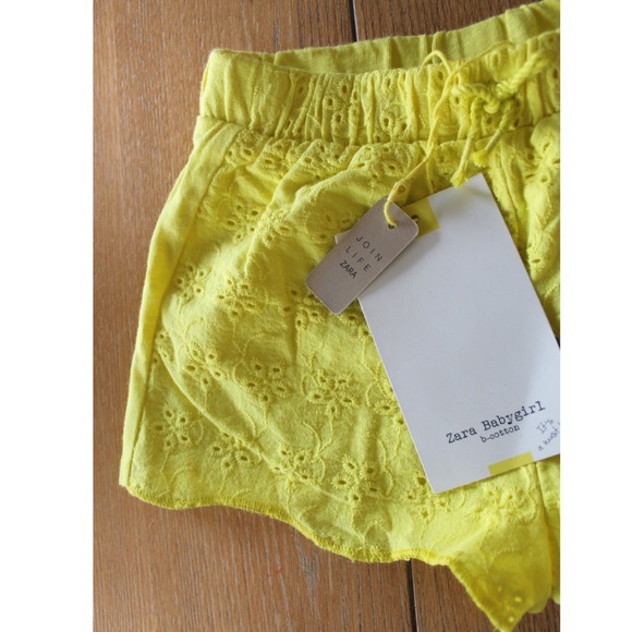 Zara Baby Girls NWT Yellow Floral Embroidered Shorts 9-12 Months - Picture 2 of 5
